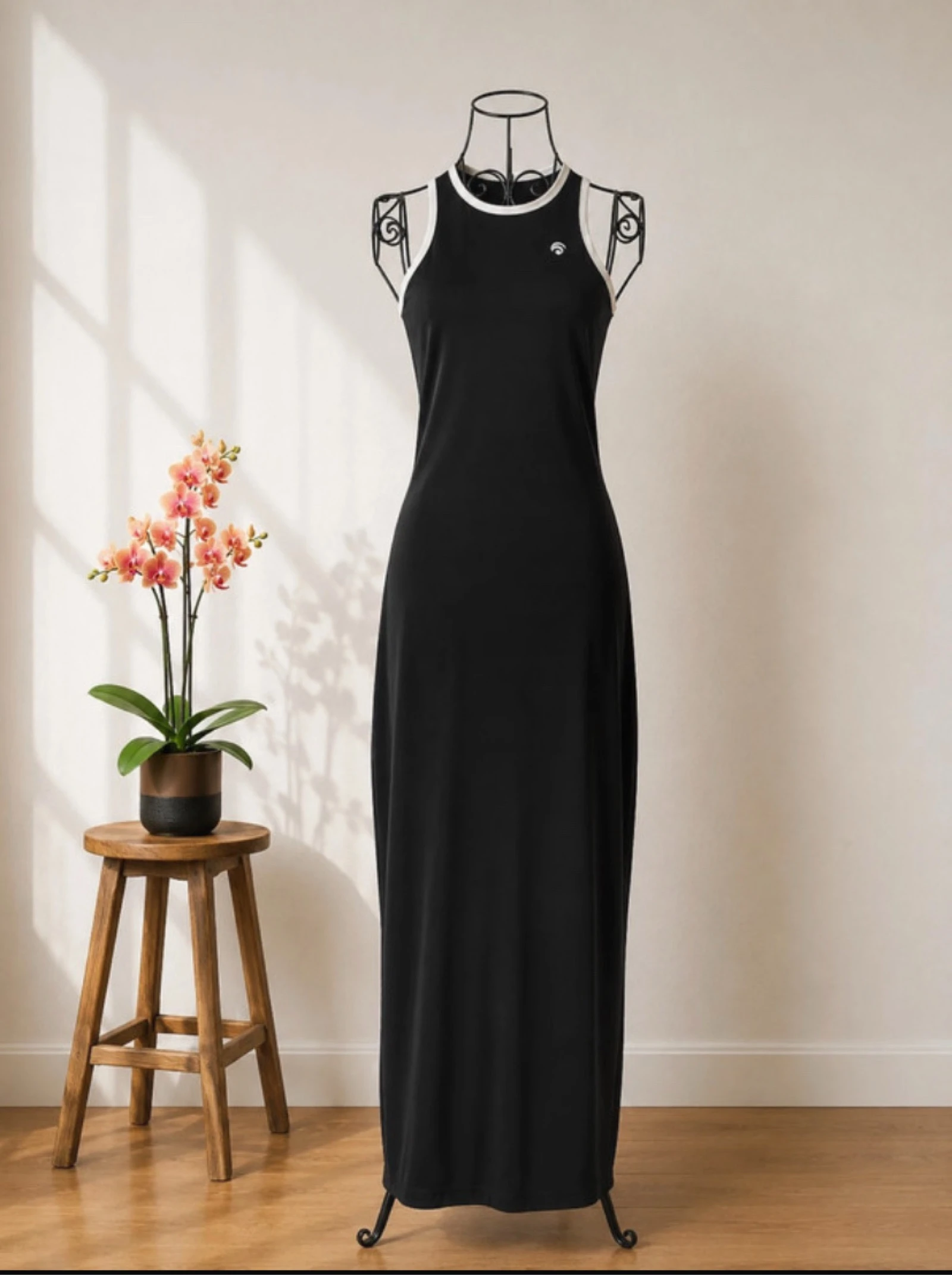 Robe longue Oceans apart noire et blanche XXS – dos nageur sport chic maxi dress tendance